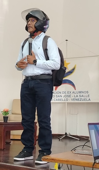 No estamos solos-rescatista siempre listo b