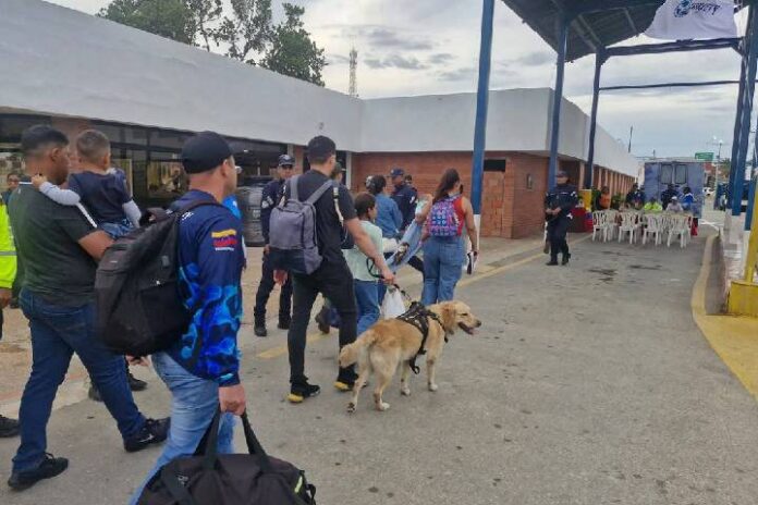 Conferry despliega puente humanitario para movilizar personal de salud y afectados Conferry despliega puente humanitario para movilizar personal de salud y afectados