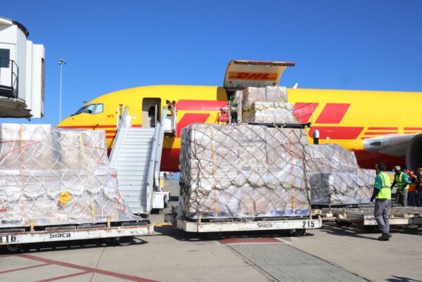 Venezuela recibe 38 Toneladas de ayuda humanitaria de Panamá