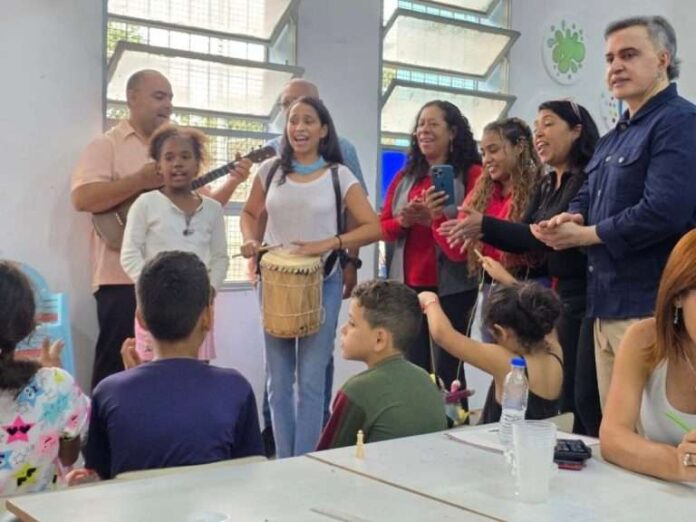 Gran Misión Viva Venezuela