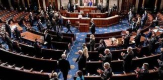 Congresistas de EE UU exigen a Trump levantar sanciones para la reconstrucción