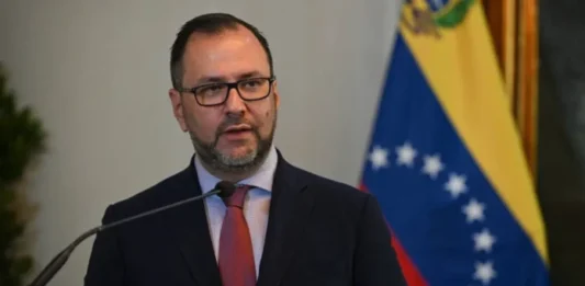 Yván Gil