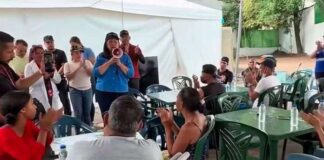Reciben 42 familias guaireña en campamento transitorio caraqueño