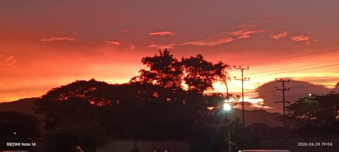 cielo rojo-Guacara