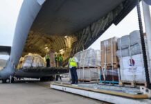 Canciller Yván Gil recibe cuarto vuelo con ayuda humanitaria de Qatar Canciller Yván Gil