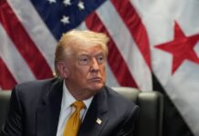 Trump despide a comisionados electorales y es acusado de querer controlar comicios Trump