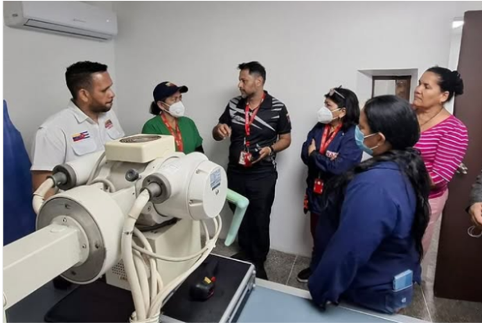 médicos