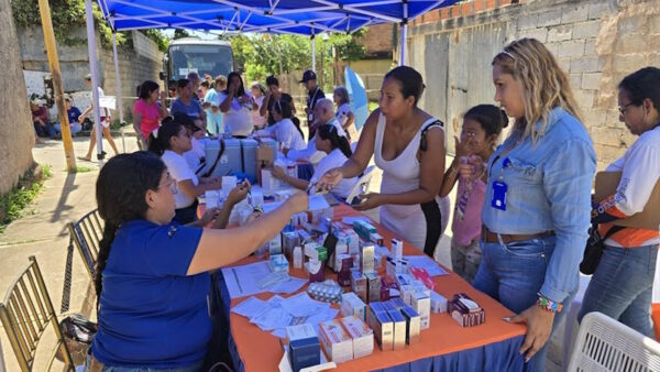 Jornada de salud en Miguel Peña