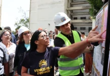 Presidenta (E) inspecciona trabajos de rehabilitación en San Bernardino presidenta-inspecciona-trabajos