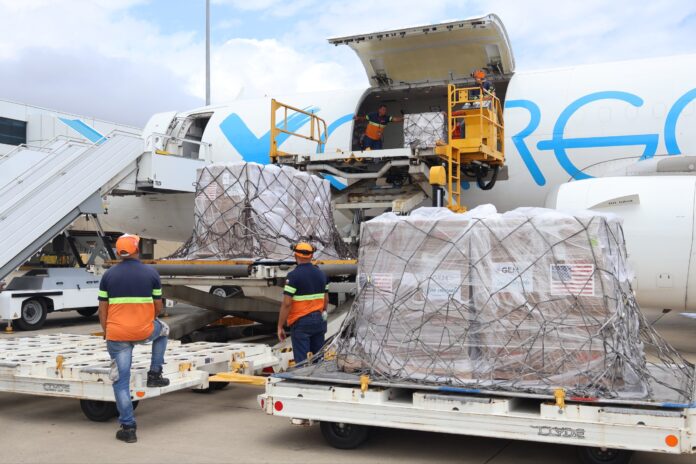 Arriban a La Guaira más de 21 mil kilos de alimentos desde EEUU Arriban a La Guaira más de 21 mil kilos de alimentos desde EEUU