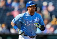 Salvador Pérez iguala récord histórico de jonrones de Kansas City Salvador Pérez