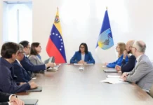 Venezuela impulsará la reconstrucción de viviendas con el BID y BM