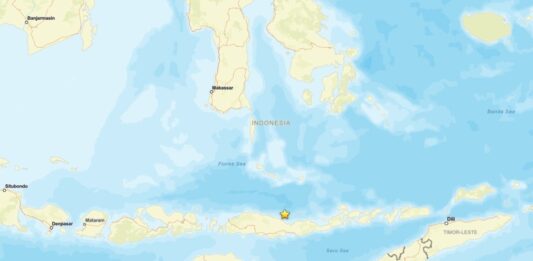 Sismo de magnitud 7,7 sacude Indonesia