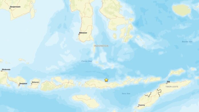 Sismo de magnitud 7,7 sacude Indonesia Sismo de magnitud 7,7 sacude Indonesia