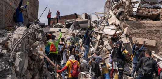 Asciende la cifra de fallecidos tras terremoto en Colombia