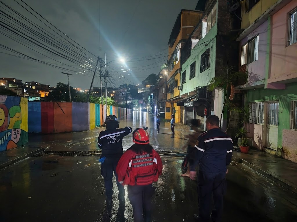 Fuertes lluvias en Caracas Fuertes lluvias en Caracas