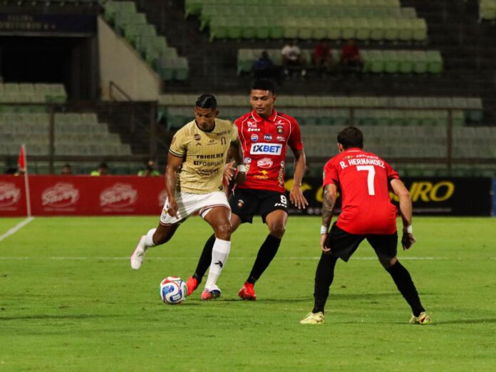 Carabobo FC empata contra el Caracas en el Olímpico para sumar puntos en la tabla absoluta Carabobo FC empata contra el Caracas en el Olímpico para sumar puntos en la tabla absoluta