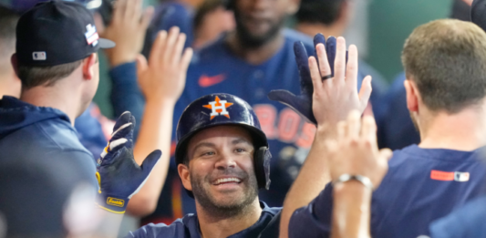 Altuve alcanza su Jonrón número 14 en la campaña y supera a Bregman ante los Atletics