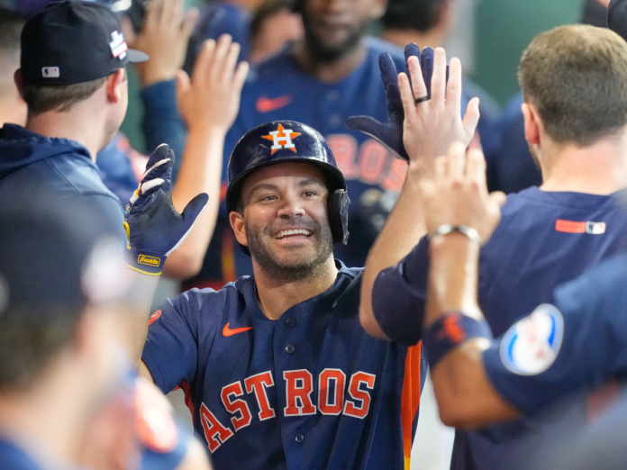 Altuve alcanza su Jonrón número 14 en la campaña y supera a Bregman ante los Atletics