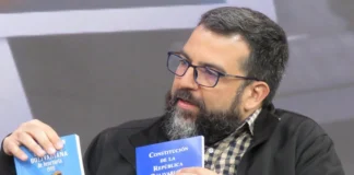 Ministro Alejandro López ofreció balance sobre la primera etapa del Plan Nacional de Lectura Bicentenario