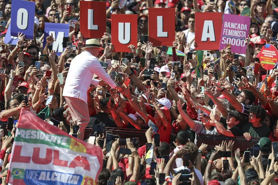 Lula da Silva lanza campaña de reelección en São Paulo Lula da Silva lanza campaña de reelección en São Paulo