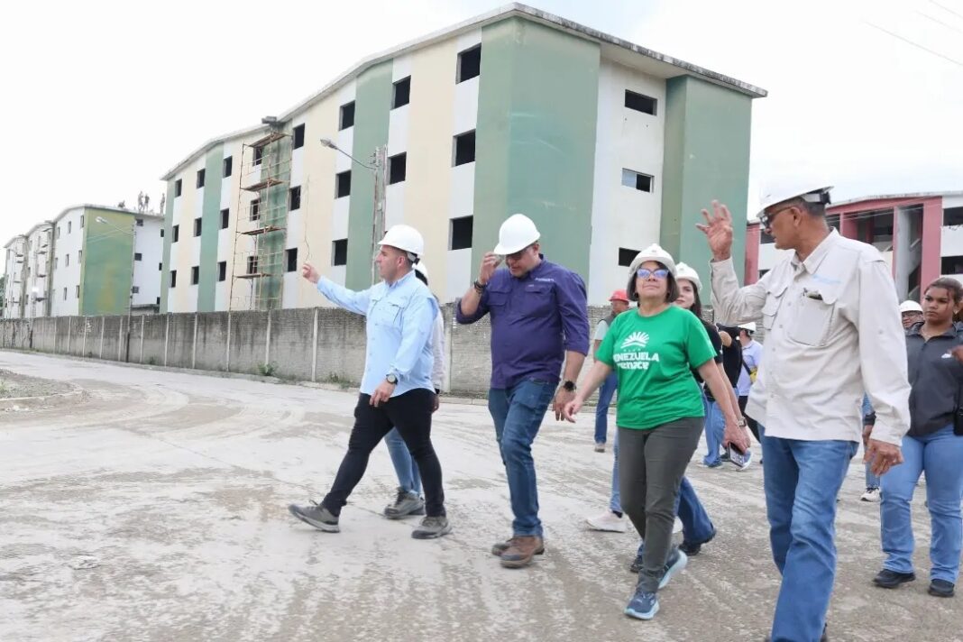 MINHVI obras en Los Guayos MINHVI obras en Los Guayos
