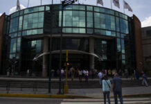 Medidas de ahorro energético se extenderá en Centros Comerciales Medidas de ahorro energético se extenderá en Centros Comerciales