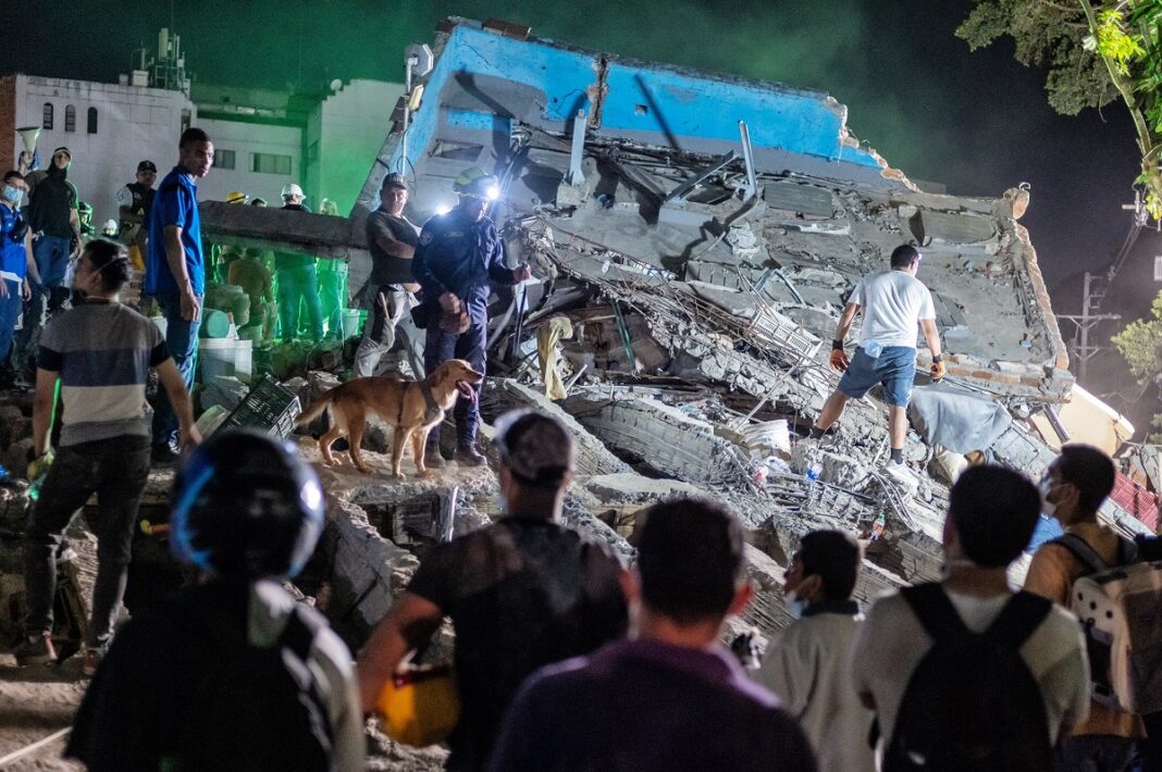 Terremoto Colombia labores de rescate