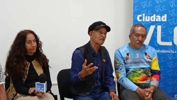 Encantos y Encuentos