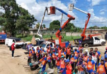 Alcaldía realiza Plan de bacheo y alumbrado público en Asentamiento La Mariposa Plan de bacheo y alumbrado público