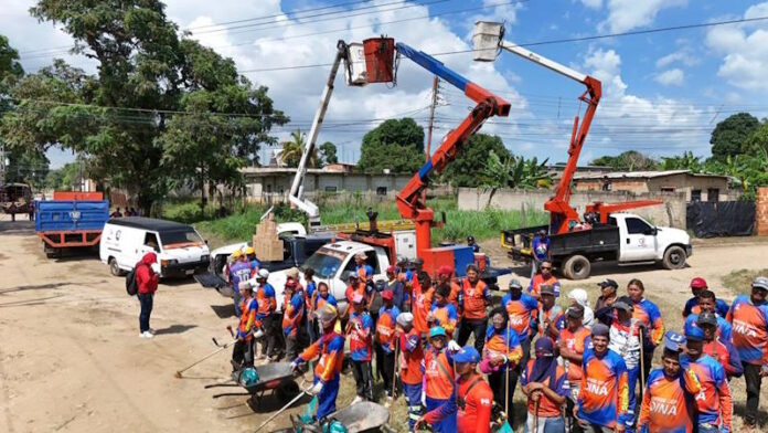 Plan de bacheo y alumbrado público beneficia a productores del sur de Valencia Plan de bacheo y alumbrado público