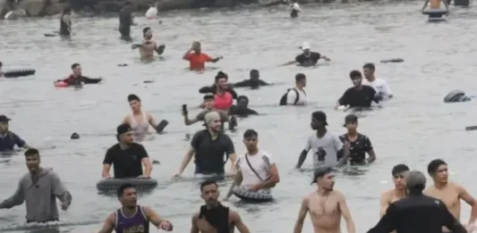 España despliega autoridades en Ceuta frente a nueva ola migratoria