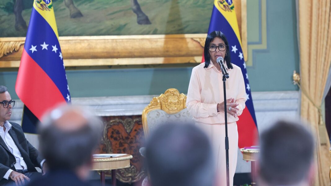 Presidenta Delcy Rodríguez confirmó excarcelación de más de mil reclusos Presidenta Delcy Rodríguez confirmó excarcelación de más de mil reclusos