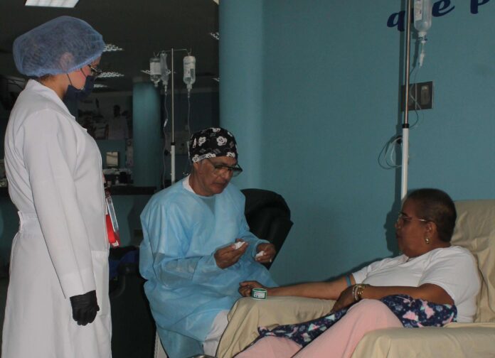 foto Oncológico Doctor Miguel Pérez Carreño