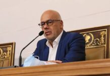 Gobierno y oposición acuerdan iniciar proceso de diálogo político en Caracas