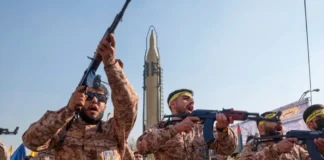Irán y Omán negocian plan de navegación