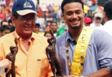 Cooperstown tiene oficialmente la estatuilla de Luis Aparicio en el Salón de la Fama de MLB estatuilla del Luis Aparicio