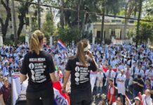 Paraguay en crisis médica: cerca de 300 médicos renuncian por bajos salarios 300 médicos de Paraguay