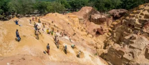 Mina de oro colapsa en Zamboye deja y más de 100 fallecidos