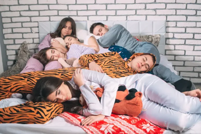 personas durmiendo La hora del sueño