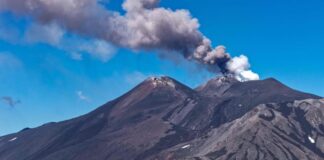 Volcán en Sicilia provoca cierre de aeropuerto de Catania