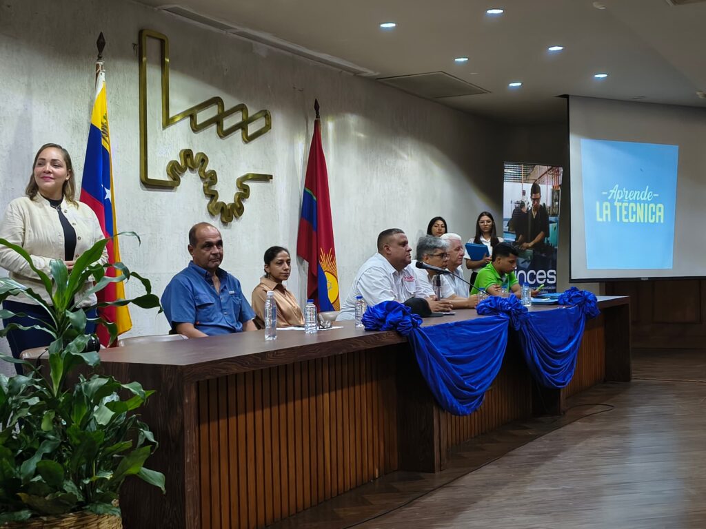 INCES Carabobo celebró la graduación de 284 bachilleres productivos