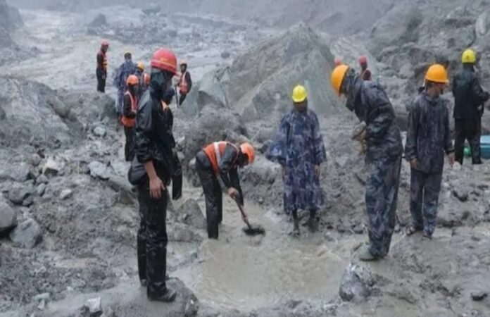Número de fallecidos por riada en Nepal