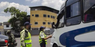 Las alcabalas policiales en ciudades