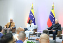 Presidenta Rodríguez lidera reunión con gobernadores, alcaldes y alto mando político Presidenta Rodríguez