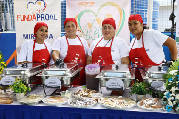 Delcy Rodríguez visita Comuna en Petare