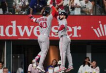 Medias Rojas de Boston clasifican a postemporada con cuatro criollos Medias Rojas de Boston clasifican