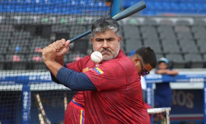 Néstor Corredor-mánager de Venezuela-Beisbol