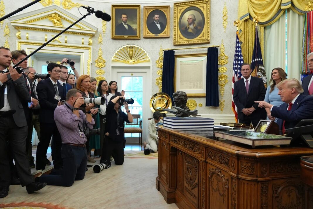 Veto de Donald Trump a CNN y otros medios Veto de Donald Trump a CNN y otros medios