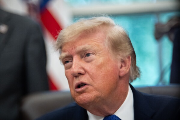 trump-firma-constitucion-ia trump-firma-constitucion-ia